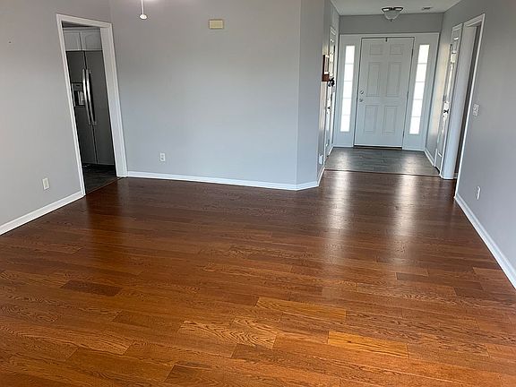 4th image of 3501 Stardust Dr
