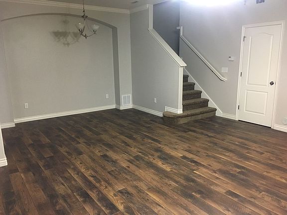 4th image of 1287 Spencer Dr