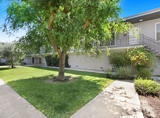 922 Park Cir #11, Anaheim, CA 92804