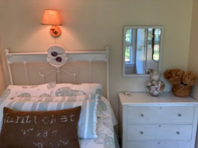 8 Village Way — Photo 18
