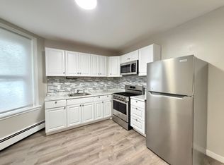 176 Ocean Ave #1, Jersey City, NJ 07305