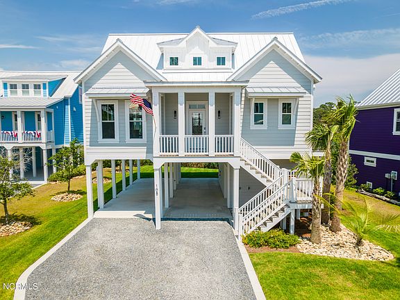 2nd image of 108 Lucas Cove