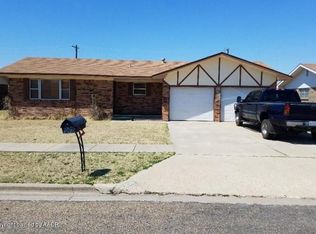 2910 S Ash St, Perryton, TX 79070
