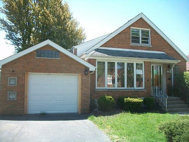 1st image of 4339 W 109th St
