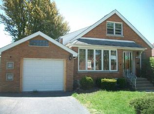 4339 W 109th St, Oak Lawn, IL