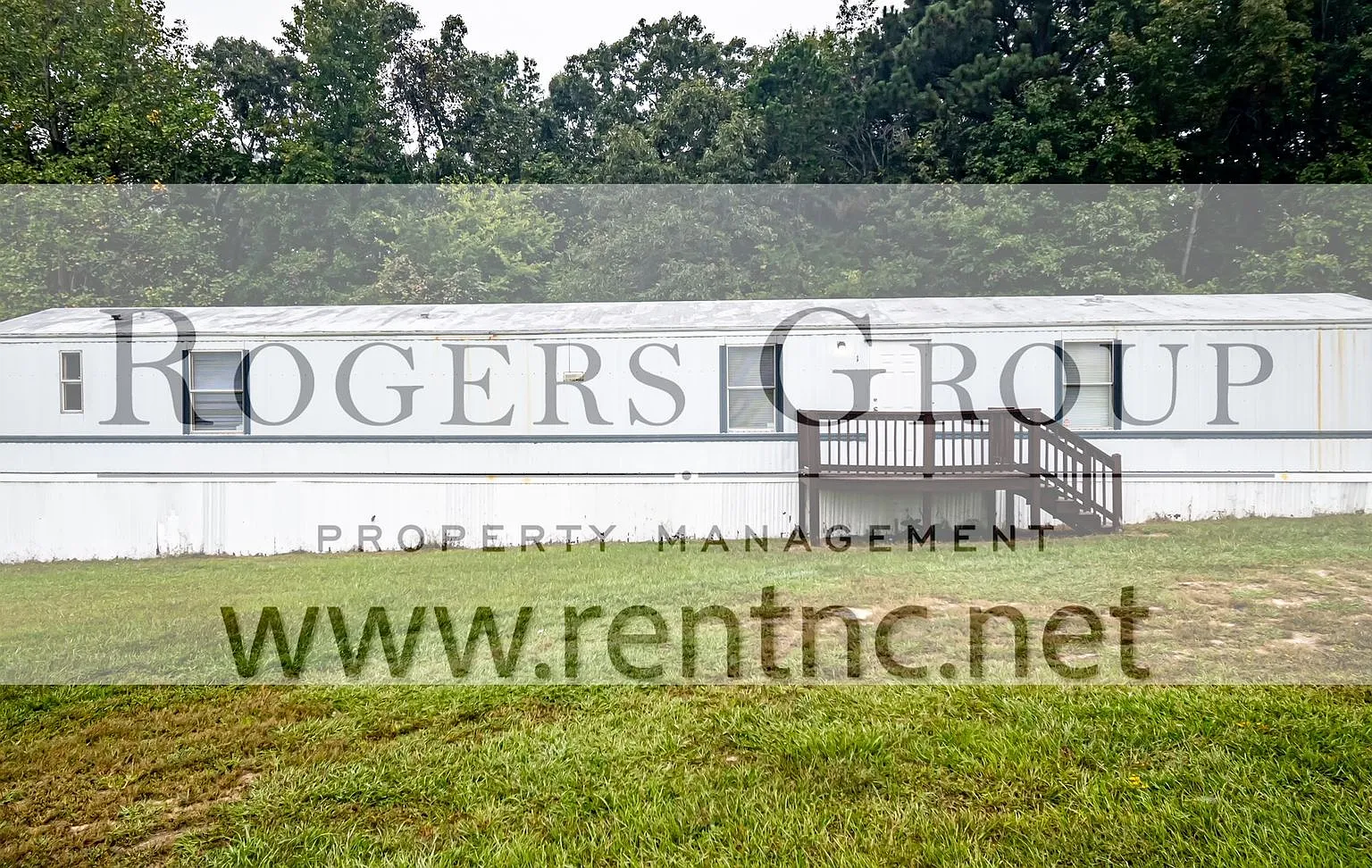 3 bed, 2.0 bath, $895 — Photo 1