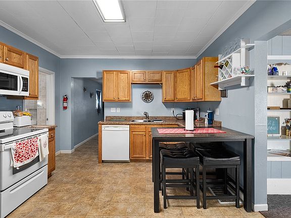 4th image of 1528 11th Street