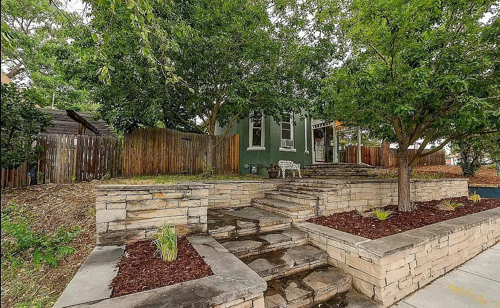 3 bed, 1142 sqft, $3,150 — Photo 1