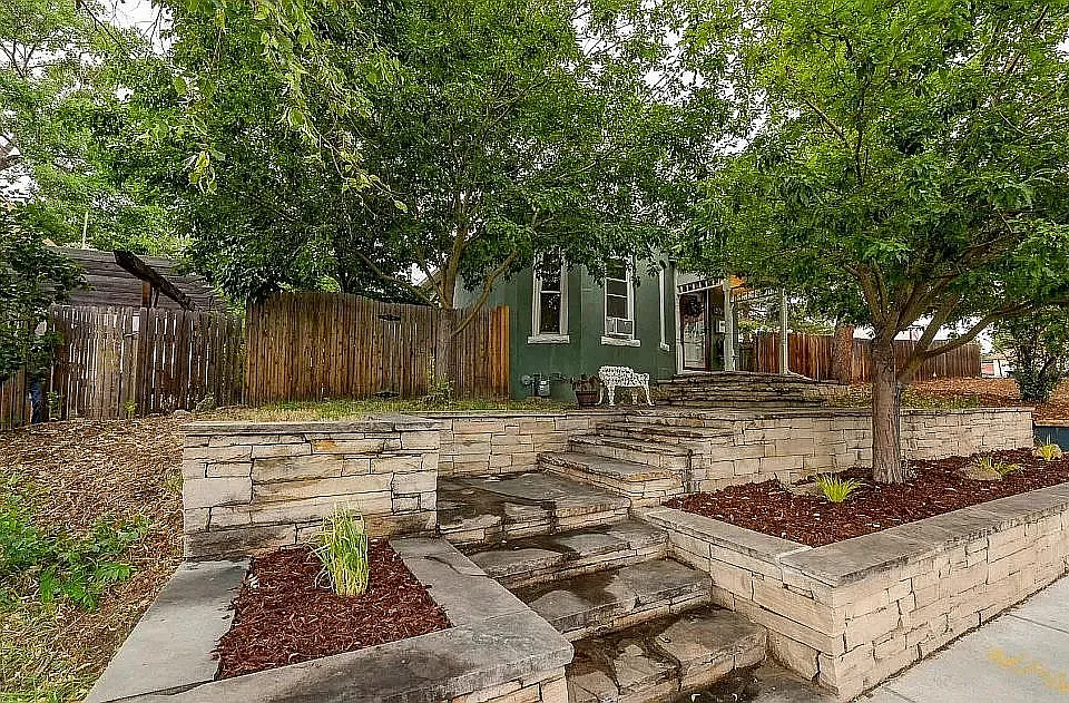 3769 Lowell Blvd