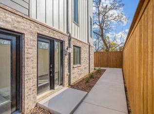 2206 Arroyo Ave #105, Dallas, TX 75219
