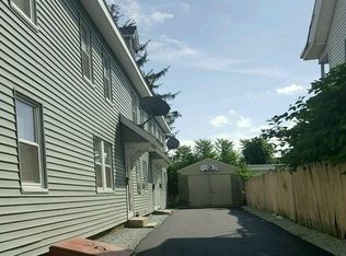 110 Lakeview Ave #3, Lowell, MA 01850