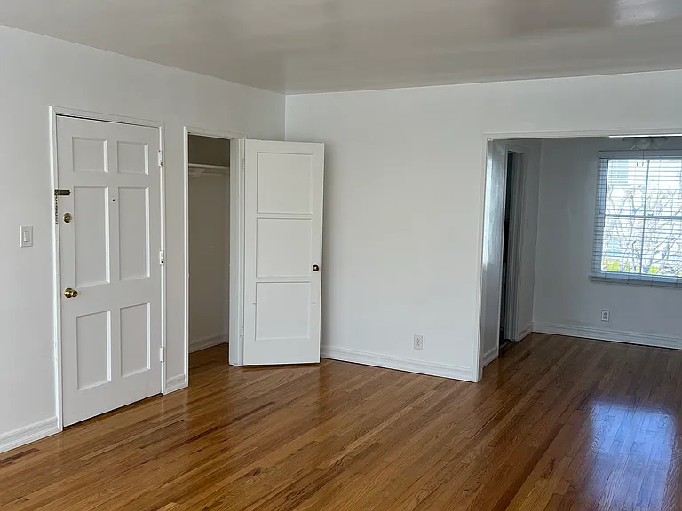 1252 Franklin St #D — Photo 14