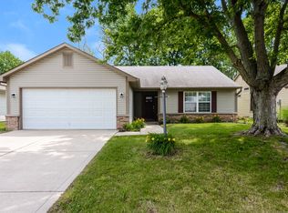 817 Washington Cove Way, Indianapolis, IN 46229