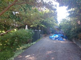 5040 SW Grayson St, Seattle, WA 98116