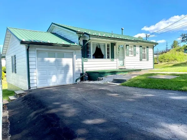 126 Canterbury Dr, Beckley, WV 25801