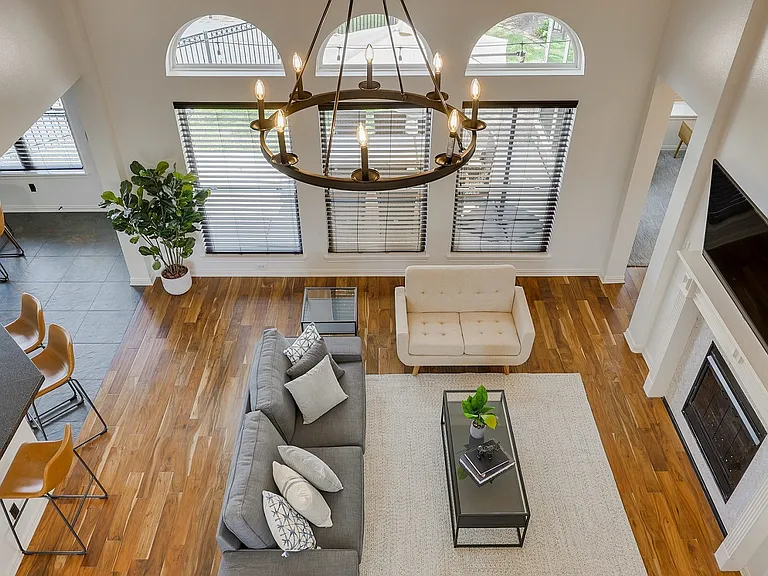 5604 Hill Haven Ct — Photo 4