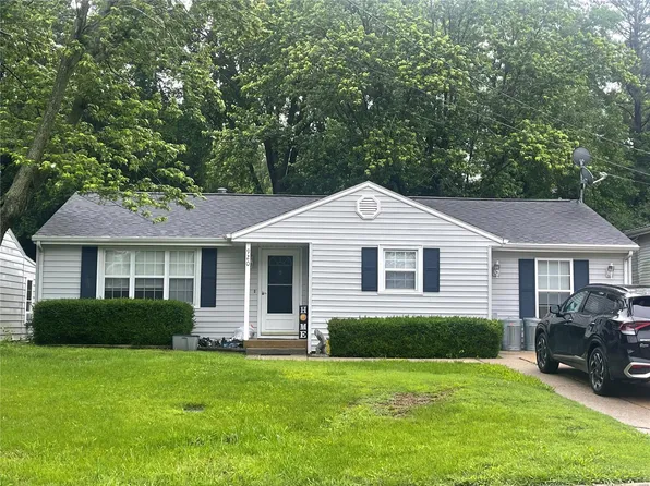 920 Lake St, Jackson, MO 63755