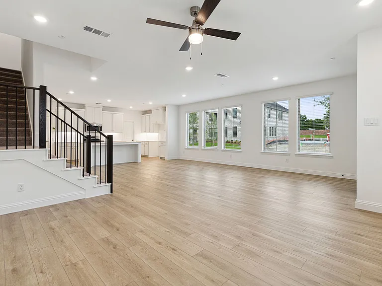 2845 Maidenhair Ln — Photo 17