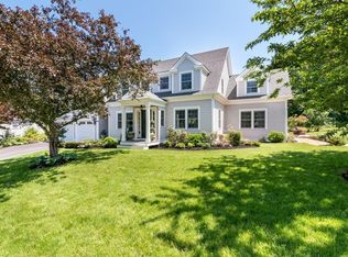 16 Ash St, Cohasset, MA 02025