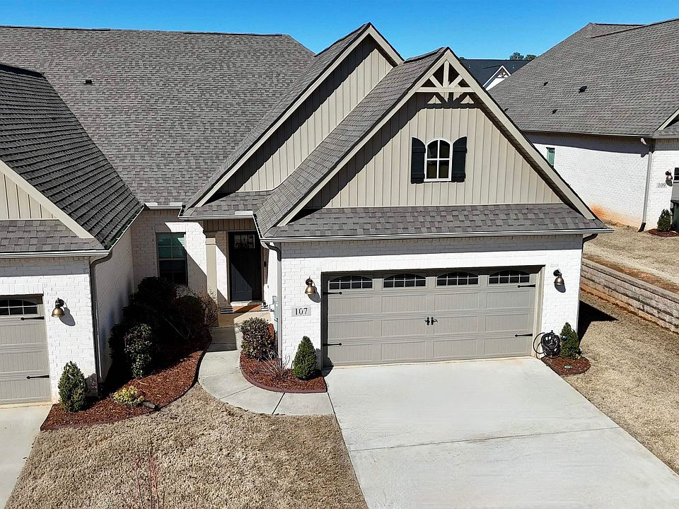 1st image of 107 Harvester Dr