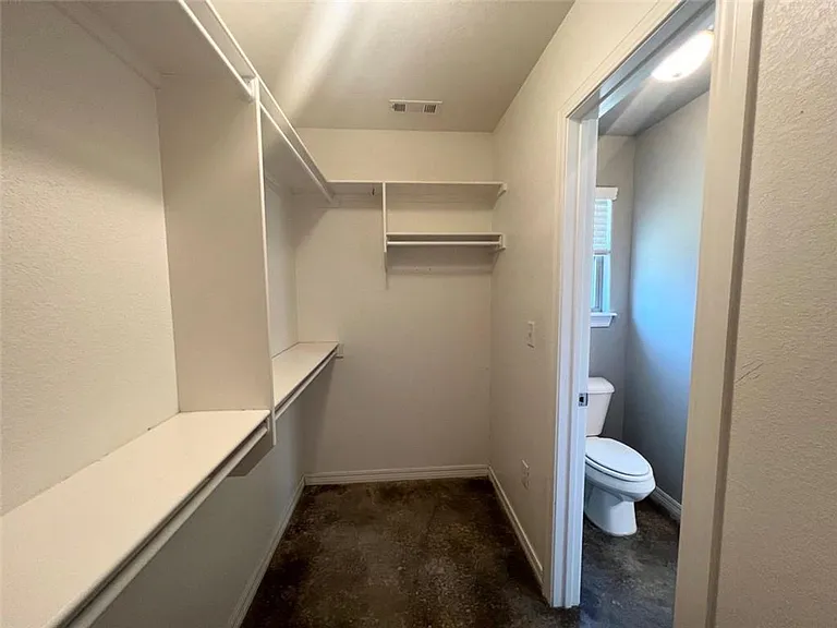211 Genoa Way — Photo 13