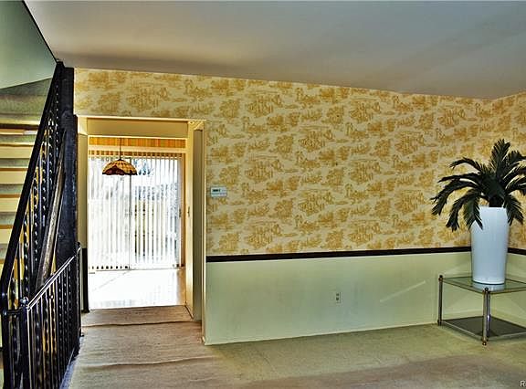 2nd image of 36346 Park Place Dr