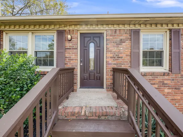 202 Colt Dr, Nashville, TN 37221