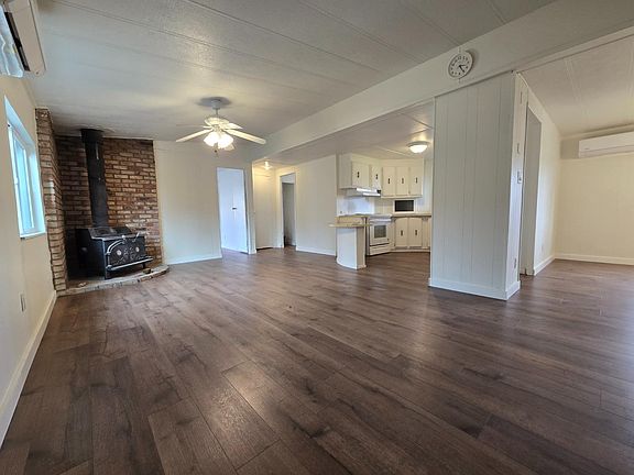2nd image of 10467 La Sierra Dr