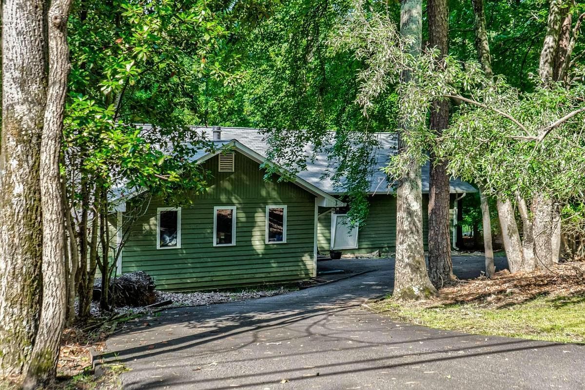 230 Red Cloud Dr, Waleska, GA 30183 Zillow