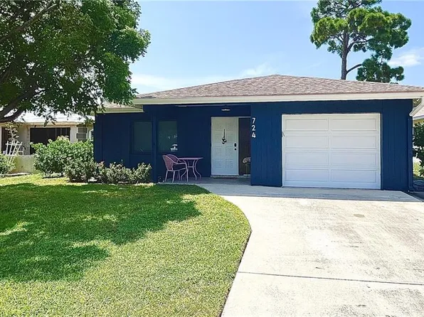 724 92nd AVE N, NAPLES, FL 34108