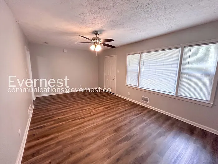 1598 San Gabriel Ave — Photo 6