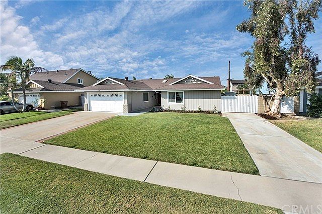 1st image of 837 S Mancos Pl