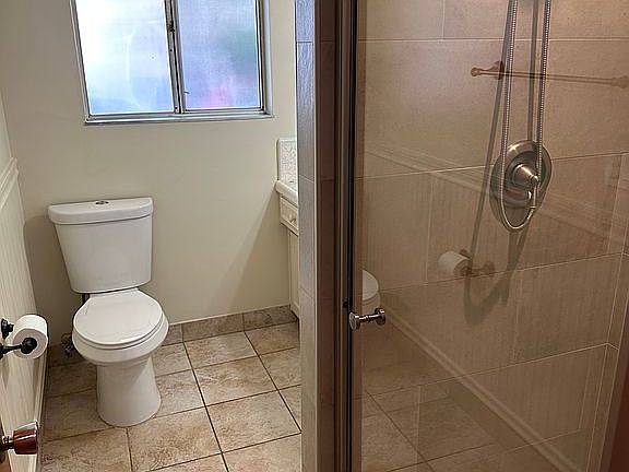 3rd image of 1614 Teakwood Dr