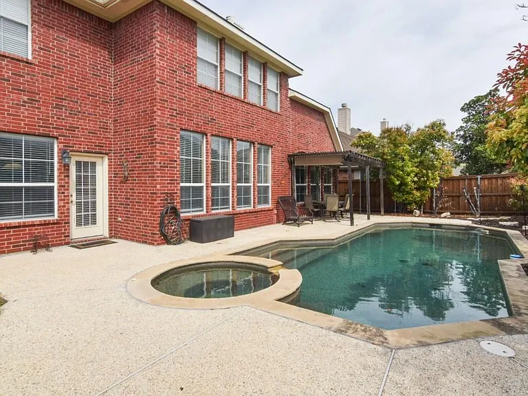2471 Loch Haven Ct — Photo 30