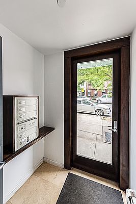 4th image of 668 6th Ave APT 4