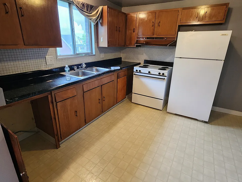 5841 Transit Rd #6