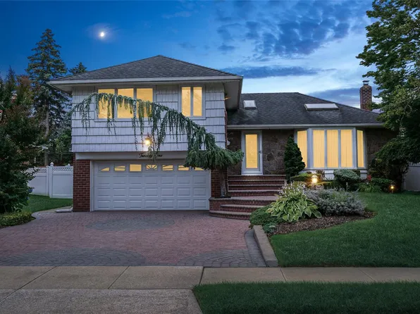 21 Hillvale, Syosset, NY 11791