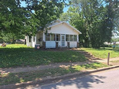 411 S South Washington St, Farmington, MO, 63640