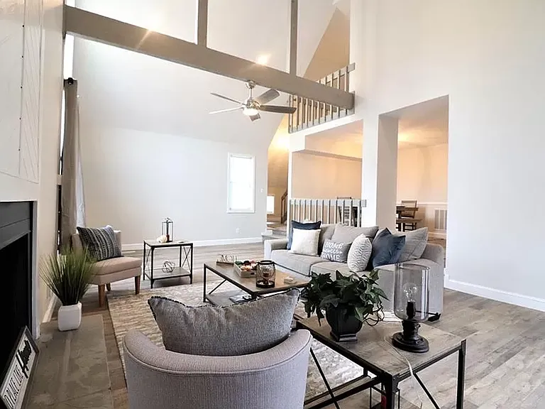 5733 Waterwood Dr — Photo 10