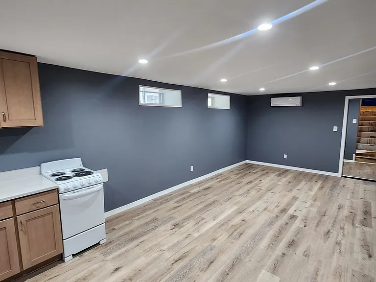 4827 A St #3 — Photo 12
