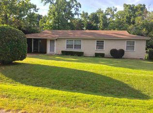 301 Dancer Dr, Longview, TX 75604