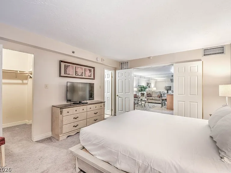 3700 Las Vegas Blvd S #672 — Photo 17