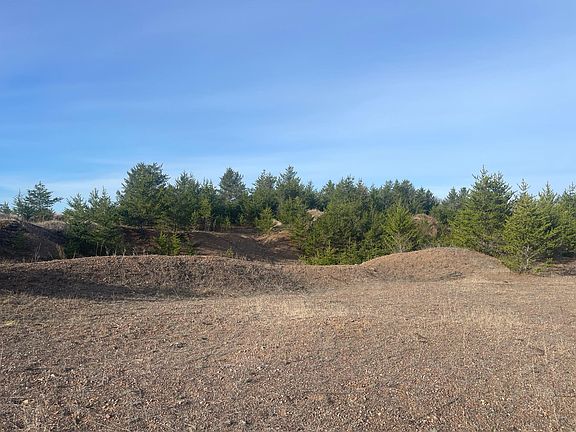 4th image of 79327 Bonk Rd