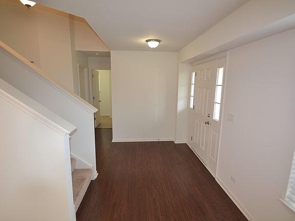 2nd image of 39398 N Queensbury Ln