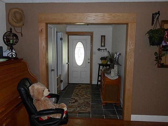 2nd image of 400 Johnson Ct