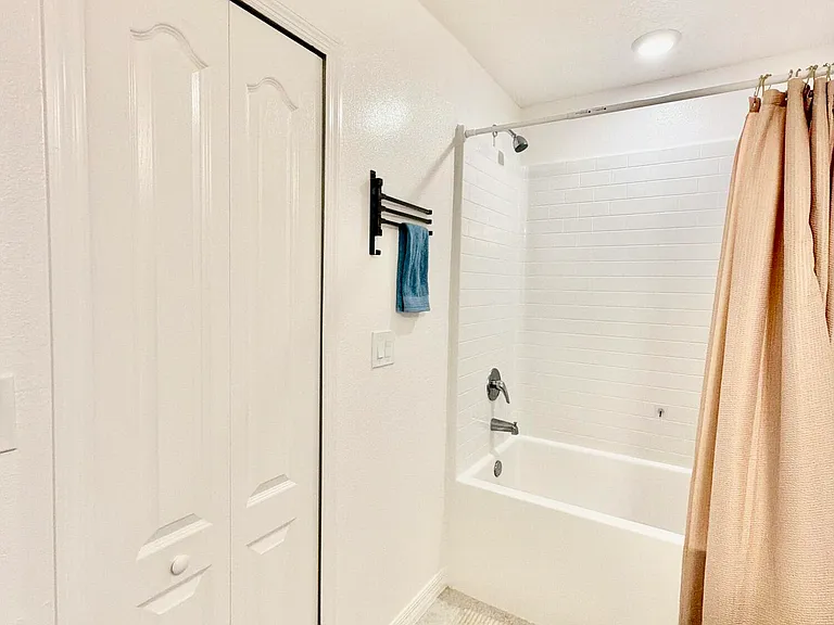 3284 Penny Cove Ln — Photo 19