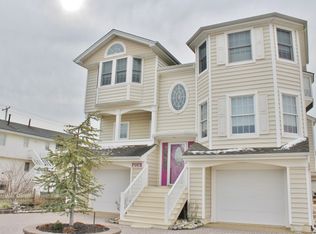 4 W Ryerson Ln, Brant Beach, NJ