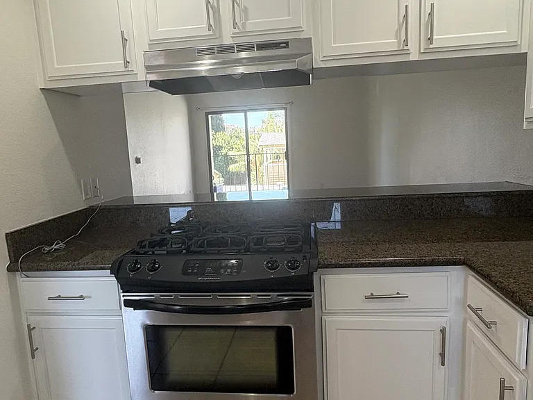 1414 Coronado Ave #303 — Photo 2