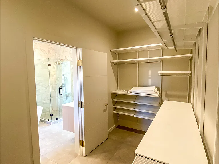 1731 Capitol Ave — Photo 16