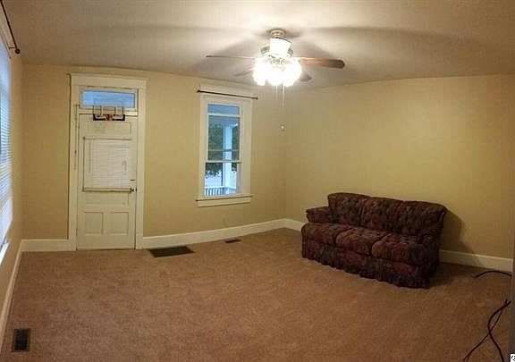 Home for Sale in Quincy, IL $69,900